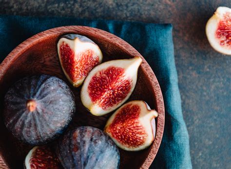 What Happens to Your Body When You Eat Figs — Eat This Not That