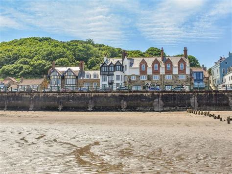 Waters Edge Sandsend Whitby North Yorkshire in Sandsend, near Whitby, Yorkshire - Book Online ...