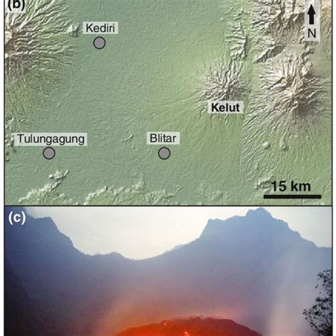 a Location map showing major volcanoes and geographical divisions of... | Download Scientific ...