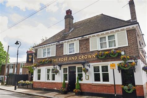 THE ROSE & CROWN, EALING, Londres - Fotos, Número de Teléfono y ...