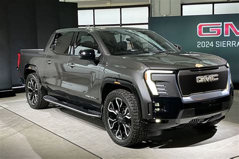 First Look: 2024 GMC Sierra EV Denali Edition 1 | Driving