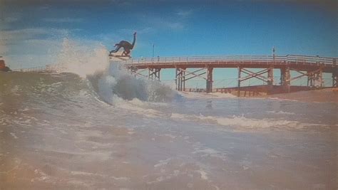 Photo de Surf de Seal Beach Pier par | 4:54 am 10 Dec 2013