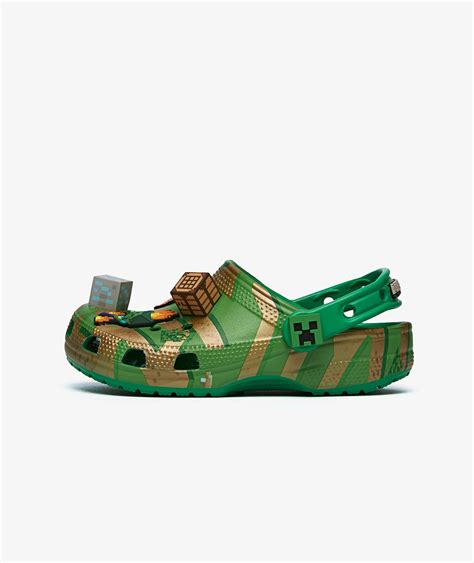 Green Crocs Kid's Classic Elevated Clog x Minecraft | SVD