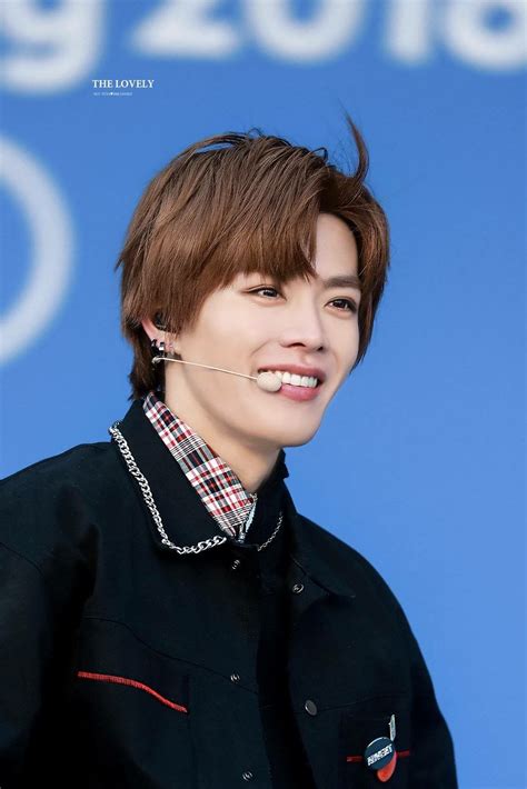 NCT Yuta Despite the freezing weather, his smile is still as warm as the sun | Nct ユウタ, ユウタ, ユタ