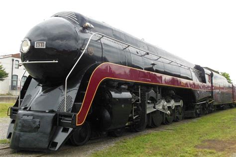 Pennsylvania Railroad (PRR) No. 4800 is the prototype of the GG1-class ...