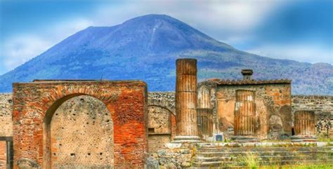 What volcano destroyed Pompeii? The story of the ancient city of Rome | Romecabs