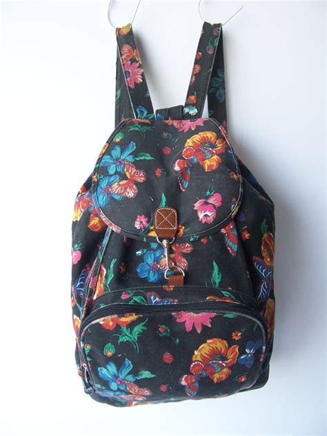 Vintage FLORAL Bucket Backpack by MonkiesVintage on Etsy