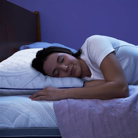 ComfortGrande™ Plus Gel Memory Foam Pillow – Novaform