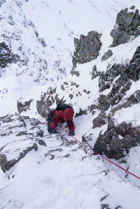 Aonach Eagach in Winter | MasterPlan Mountaineering