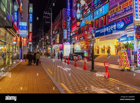 Daegu downtown night hi-res stock photography and images - Alamy