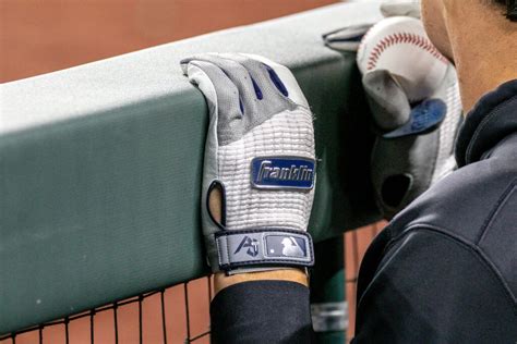 What Pros Wear: Aaron Judge’s Franklin Pro Classic Batting Gloves - What Pros Wear