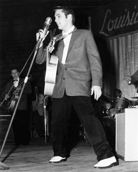 Elvis Presley History Timeline 1954