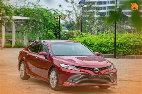 Rekomendasi Mobil Sedan Toyota dan Harganya - Qoala Indonesia