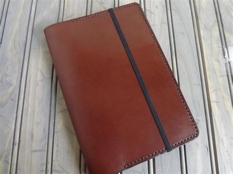 The Handmade Customizable Leather iPad Mini Case | Gadgetsin