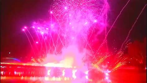 Live Adelaide Fireworks Australia | Happy New Year | - YouTube