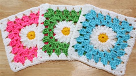 Crochet Daisy Flower Granny Square