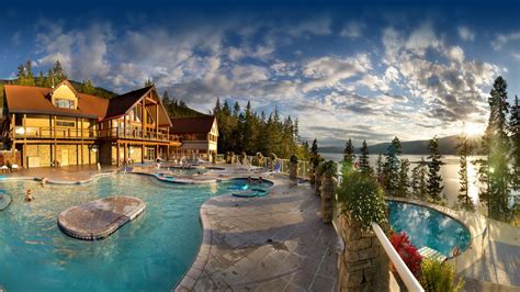 Halcyon Hot Springs, British Columbia Rimrock Resort, Beautiful World ...