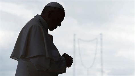 Pope to altar servers: “Offer your hands, thoughts and time to Jesus ...