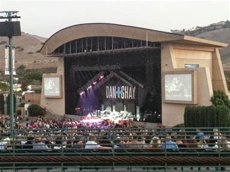 The Stewarts: Blake Shelton Concert