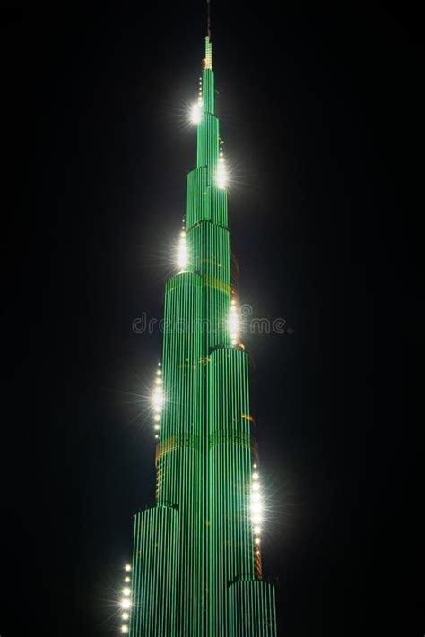 Burj Khalifa Light Show, Dubai, Tallest Building, Night Editorial Stock Photo - Image of explore ...