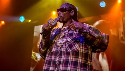 Snoop Dogg brings his 'I Wanna Thank Me Tour' to SF | Photos