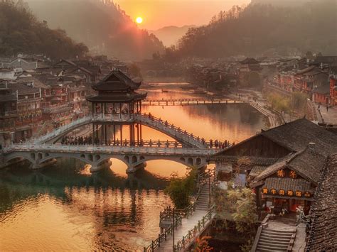 Fonds d'écran Chine, province du Hunan, village, pont, rivière, matin, lever du soleil 1920x1440 ...