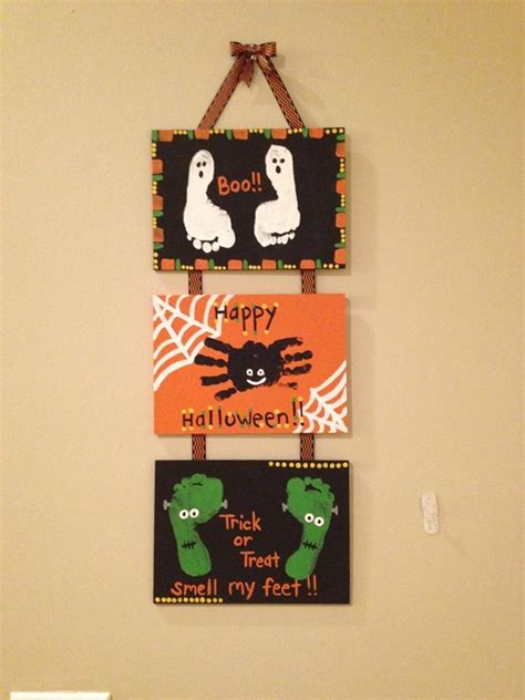 10+ Kids Halloween Handprint and Footprint Ideas | BeesDIY.com