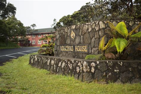 Volcano House - Iconic Inn Next To One Of The World's Most Active Volcanoes