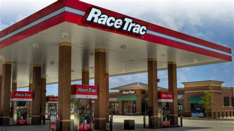 Loans For Gas Stations - Racetrac Gas In Florida | Universal Mortgage & Financial Consultants, Inc.