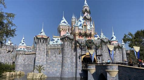 Disneyland Christmas 2019 Photo Tour | TouringPlans.com Blog