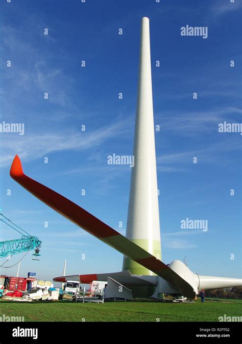 wind turbine installation Stock Photo - Alamy