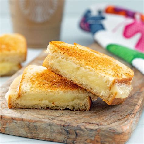 Starbucks Grilled Cheese {Copycat Recipe} - We are not Martha