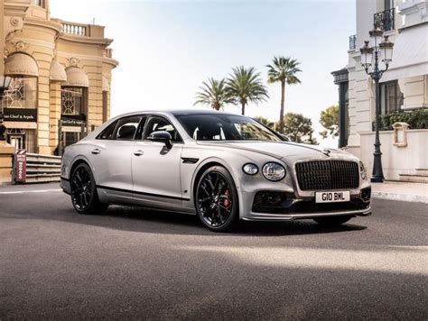 2023 Bentley Flying Spur Review, Pricing, and Specs