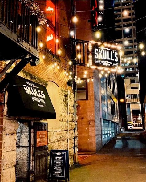 Skull's Rainbow Room - Restaurant Review | Nashville Go