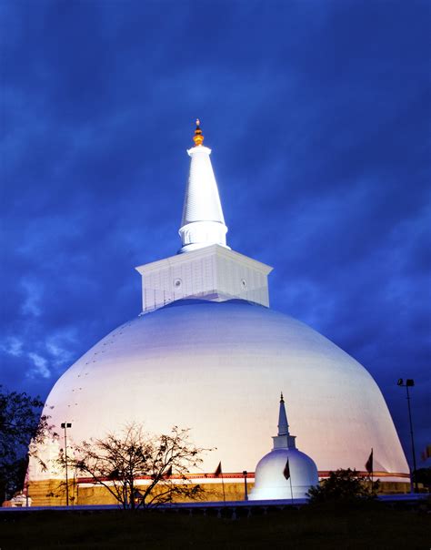 Ruwanweliseya | Taj mahal, Sri lanka, Building