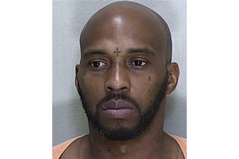 Police continue search for suspect in deadly Florida mall shooting ...