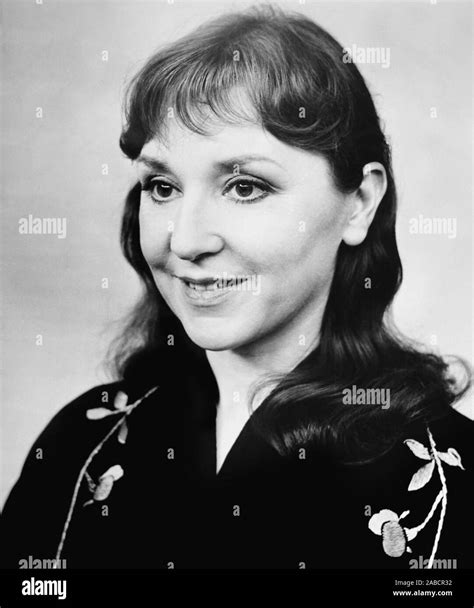 THE HOMECOMING, Vivien Merchant, 1973 Stock Photo - Alamy