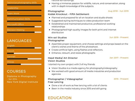 Photographer Resume Example in 2024 - ResumeKraft