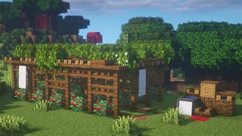 Minecraft Sweet Berries: Spawn, uses and more!