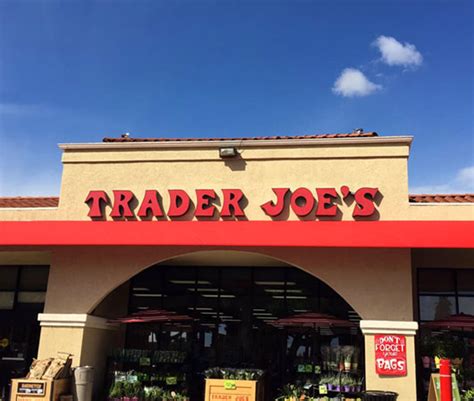 Trader Joe's - Discover La Mirada California