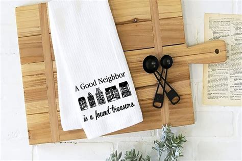 5 Best Gifts for Neighbors of 2022 for New (and Longtime Friends)