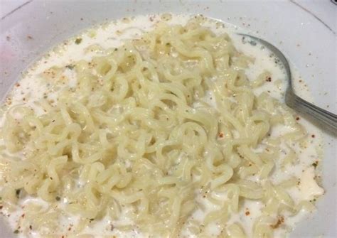 Resep Indomie kuah susu oleh Alia - Cookpad