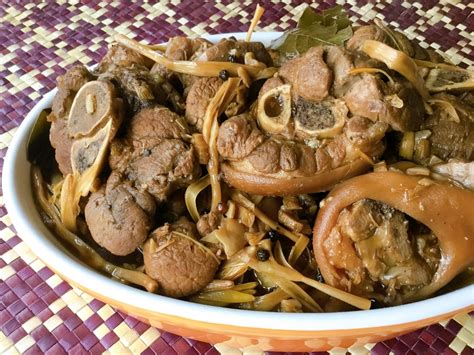 PinoyBites | Paksiw na Pata (Braised Pork Hock) - PinoyBites