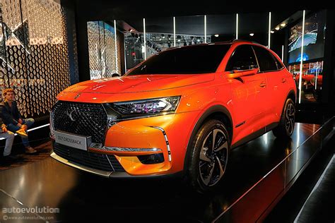 DS7 Crossback Shines In Geneva, It Can Have Up To 225 HP - autoevolution