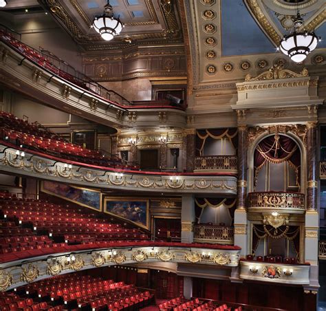 El Teatro Royal Drury Lane de Londres reabre tras su restauración | Traveler