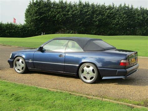 Mercedes w124 Convertible - UK Barn Finds