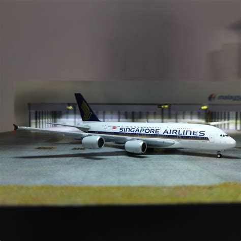 1:400 JC Wings Singapore Airlines Airbus A380-800, Hobbies & Toys ...