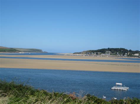 Rock Beach - Photo "towards rock" :: British Beaches