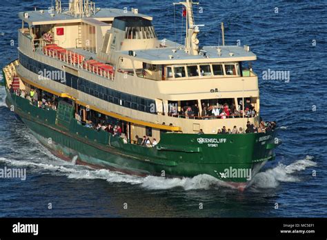 Manly ferry queenscliff hi-res stock photography and images - Alamy