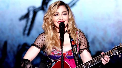 Madonna - 16. Rebel Heart (Rebel Heart Tour LIVE) - YouTube